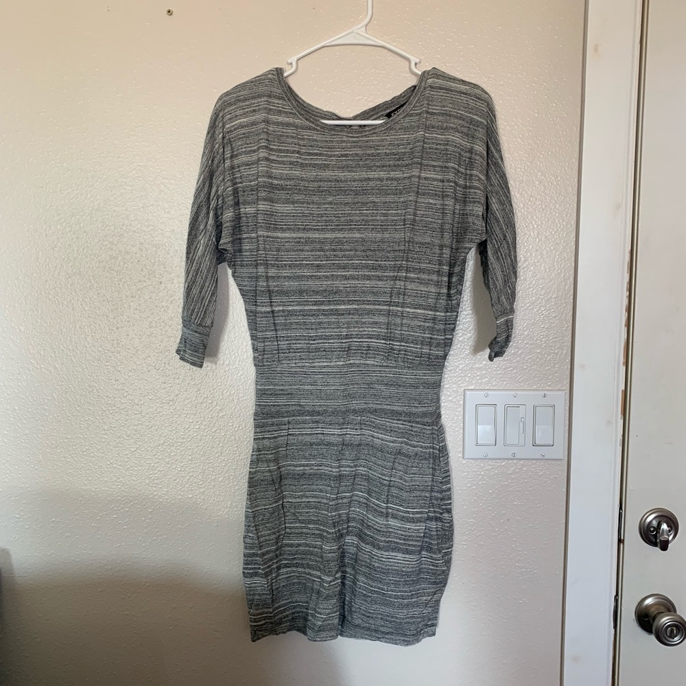 XS Express quarter length sleeve dress